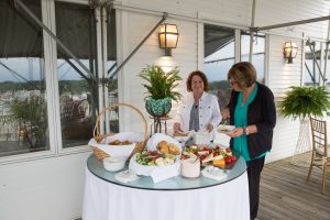 https://cozycaterers.com/wp-content/uploads/2019/06/8G9A3270-300x200.jpg